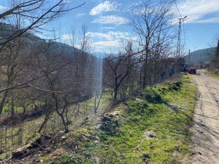 GEYVE GÜNHOŞLARDA SATILIK İMARLI ARSA