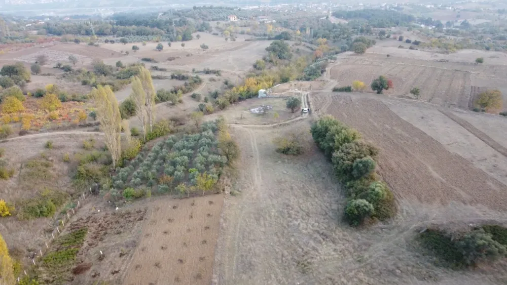 AVCI EMLAK'TAN GEYVE DÜZAKÇAŞEHİR MAHALLESİNDE 3713 m2 TAM YATIRIMLIK KUPON ARSA