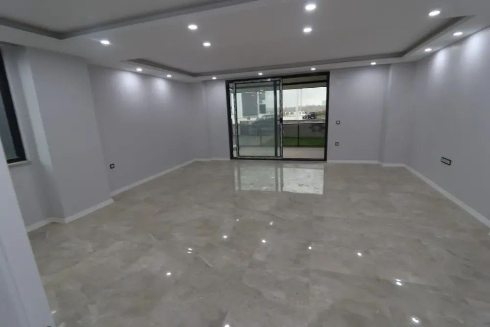 SATILIK VİLLA ARİFİYE NEHİRLAND