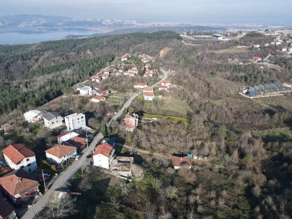 BEYKENT EMLAKTAN SAPANCA HACIMERCAN 500 M2 İMARLI ARSA