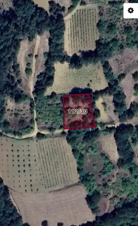 GEYVE YAYLAK KÖYÜNDE  SATILIK TARLA