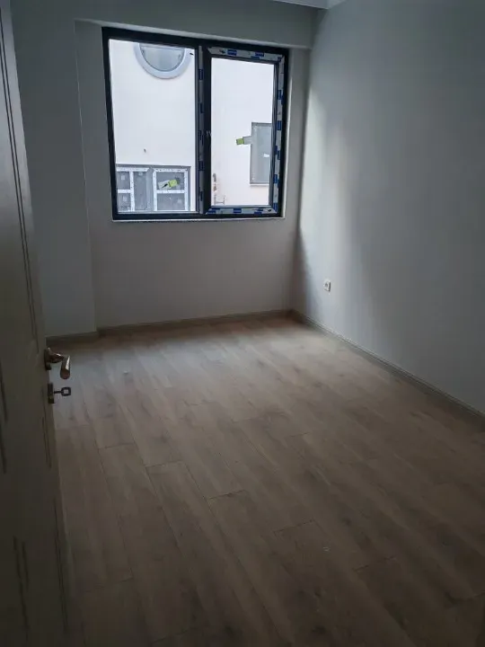 OKULLAR BÖLGESİNDE OLAŞIMI KOLAY 3+1 DAİRE