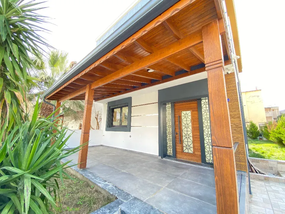 Seferihisar Payamlı Da Deniz Tarfında Satılık 3+1 Villa