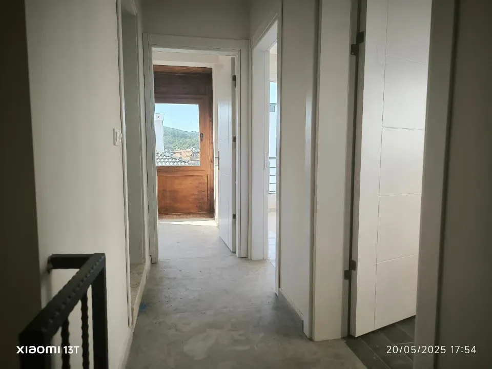 İzmir Seferihisar Payamlı Da Geneş Bahçeli Satılık 3+1 Villa