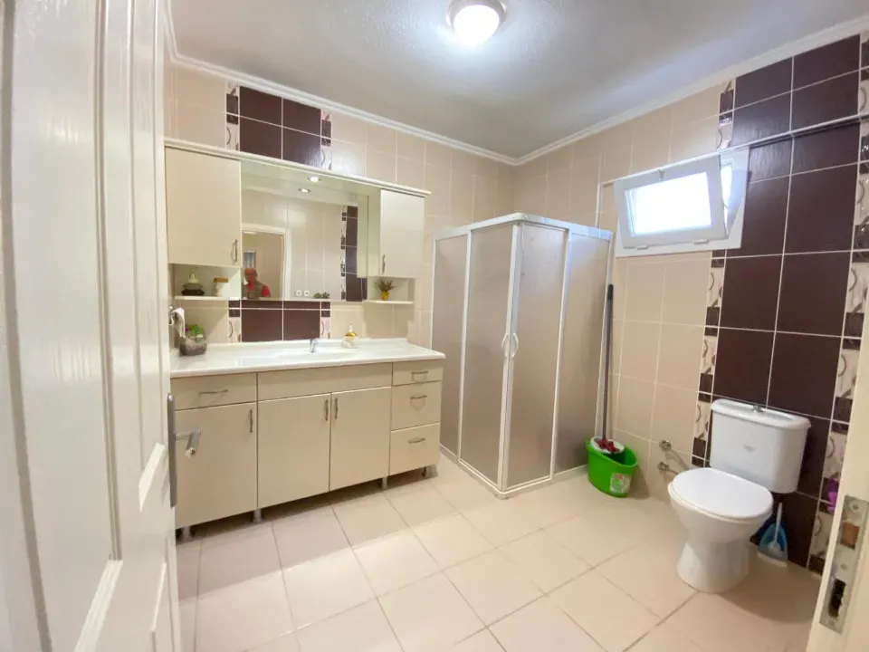 Ürkmez De Tek Mustakil Deniz Tarafı Ultra Lükx Satılık 4+2 Villa