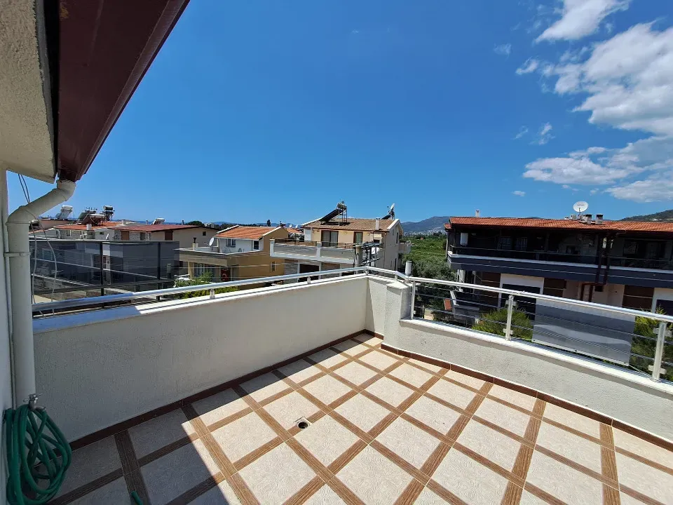 Özdere'de Denize Yürüme Mesafesinde Satılık 4+1 Villa