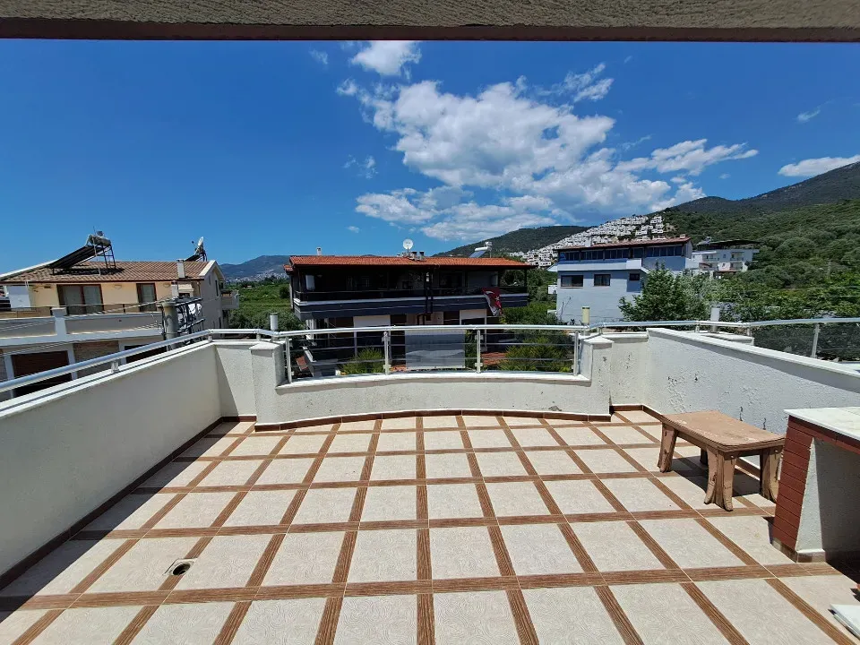 Özdere'de Denize Yürüme Mesafesinde Satılık 4+1 Villa