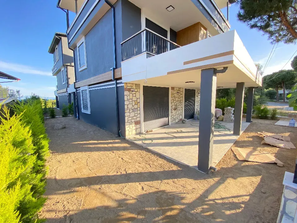 Doğanbey De Tek Mustakil Yerden Isıtma Ultra Lüx Satılık 3+1 Villa