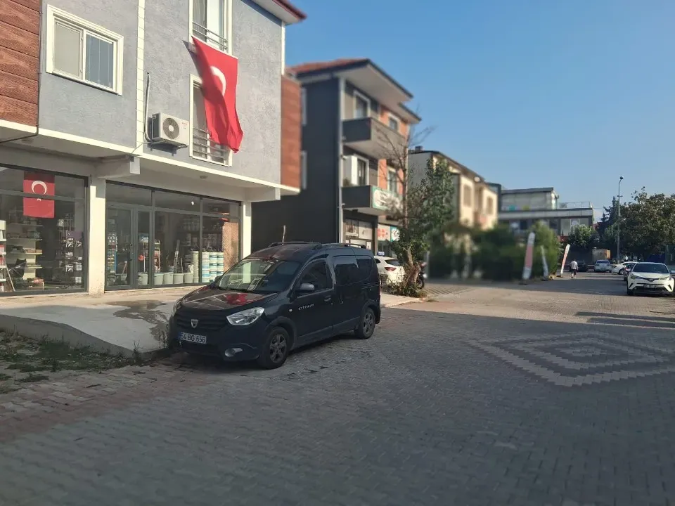Devren Kiralık Nalbur Dükkanı