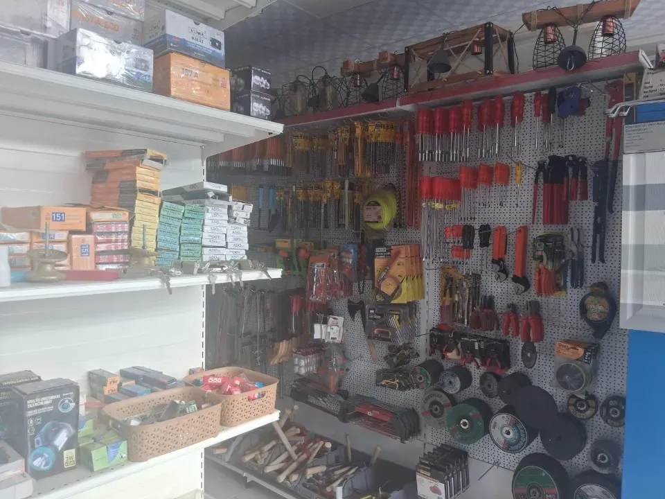 Devren Kiralık Nalbur Dükkanı