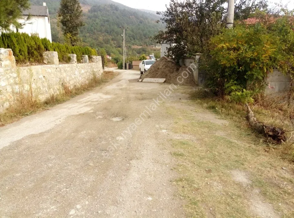 GEYVE KÖPRÜBAŞI HEMEN İNŞAATA BAŞLA - 1041 m² KONUT İMARLI CAZİP FİYATLI ARSA