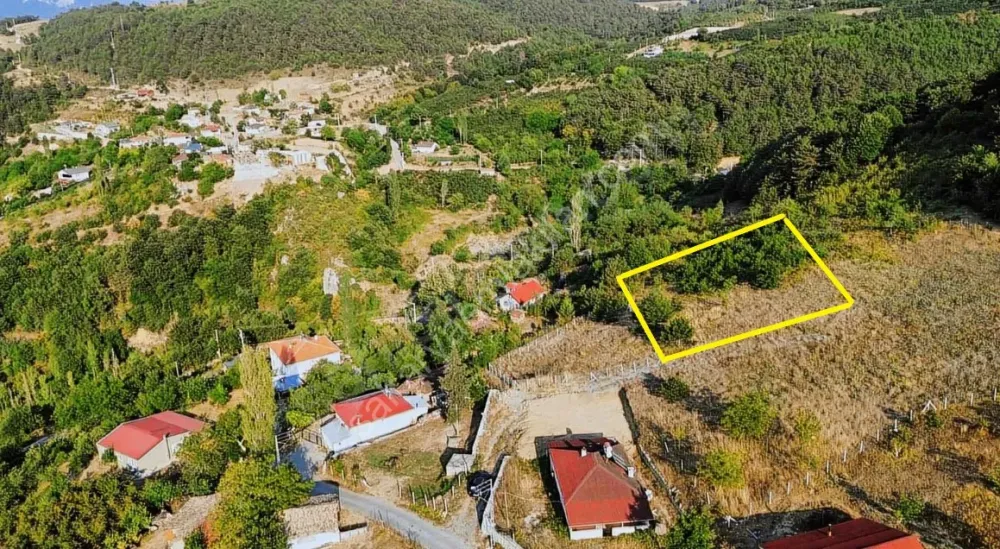 İNŞAAT RUHSATI HAZIR ! 828 m² İMARLI MANZARALI İLÇEYE YAKIN ARSA