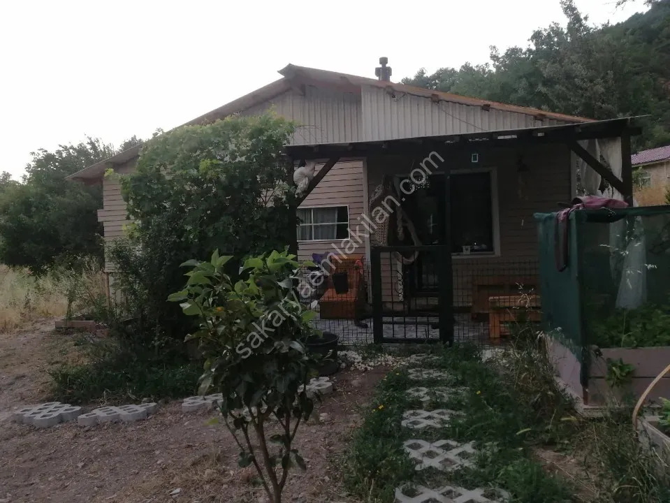 DOĞA İLE İÇ İÇE 517 m² ARSA İÇİNDE 75 m² MÜSTAKİL EV