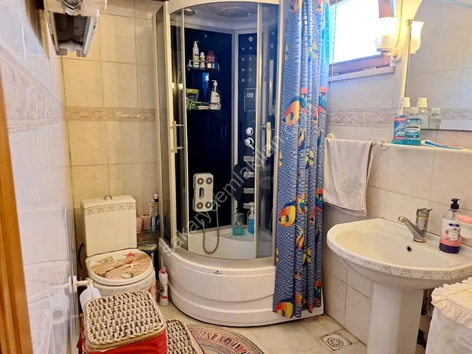 ARİFİYE AŞAĞIKİRAZCA MAHALLESİNDE SATILIK 5+1 MÜSTAKİL EV