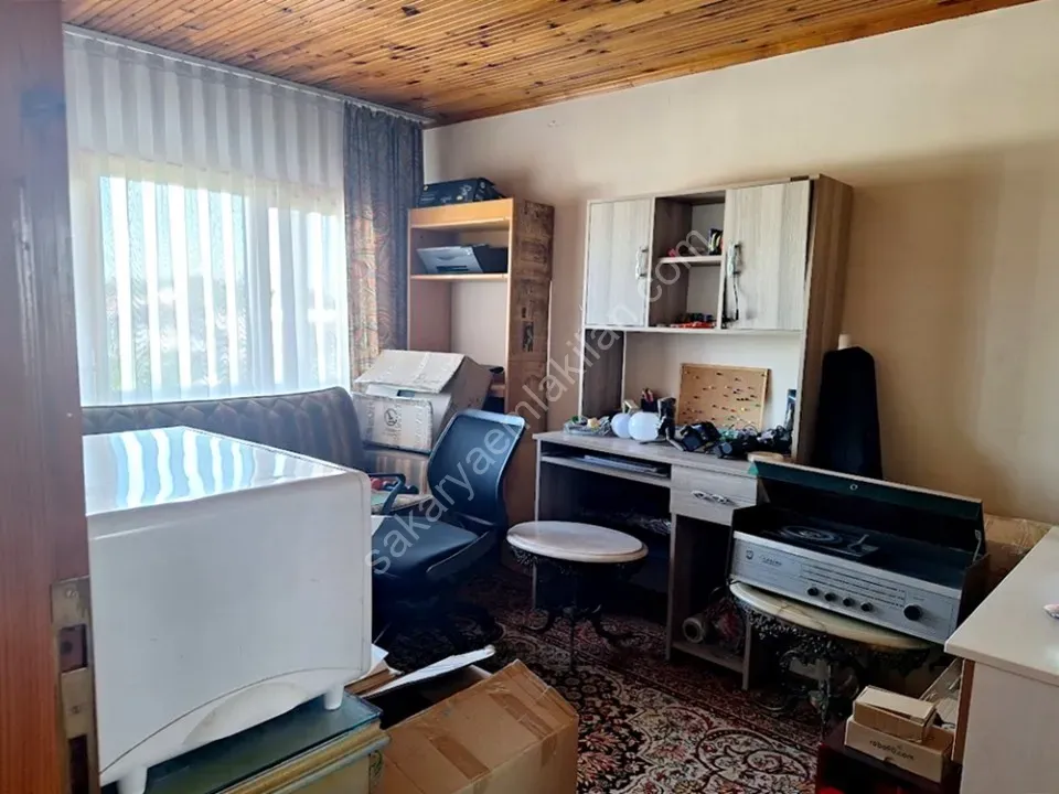 ARİFİYE AŞAĞIKİRAZCA MAHALLESİNDE SATILIK 5+1 MÜSTAKİL EV