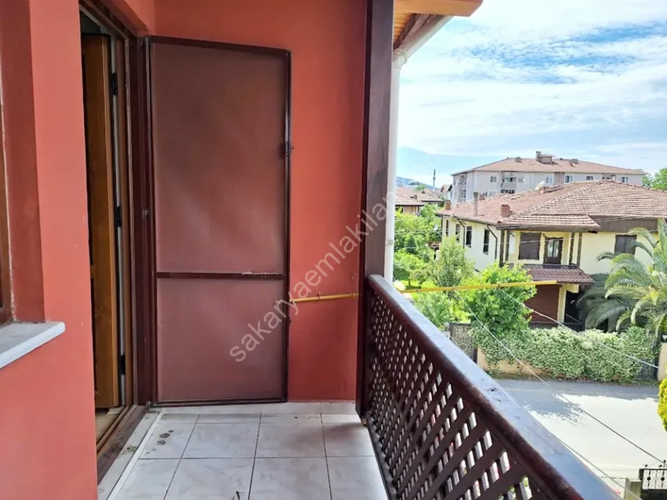 SAPANCA GAZİPAŞA MAHALLESİNDE KİRALIK 2+1 DAİRE