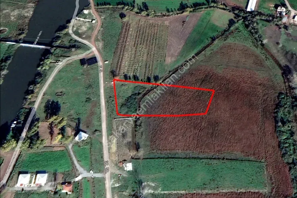 KARASU KUZULUK MAHALLESİNDE SATILIK 7.170 M2 TARLA