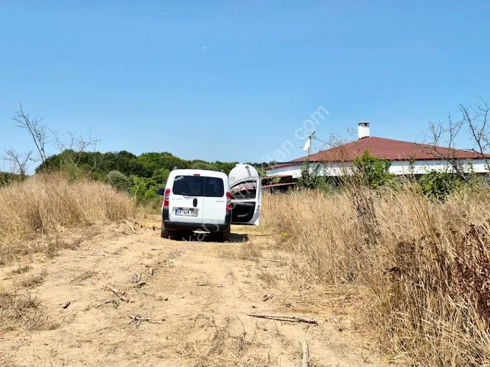 KARASU LİMANDERE MAHALLESİNDE SATILIK ARSA