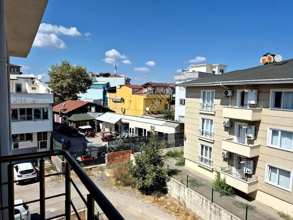ADAPAZARI AKINCILAR MAHALLESİNDE KİRALIK 2+1 DAİRE
