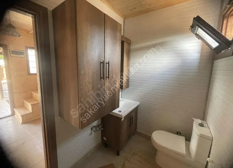 GEYVE ÇAMLIK KÖYÜNDE MUHTEŞEM VİLLA