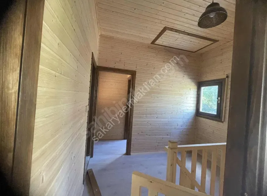 GEYVE ÇAMLIK KÖYÜNDE MUHTEŞEM VİLLA