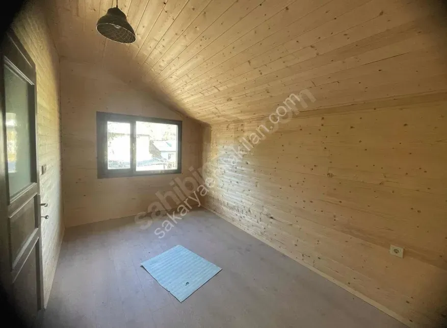 GEYVE ÇAMLIK KÖYÜNDE MUHTEŞEM VİLLA