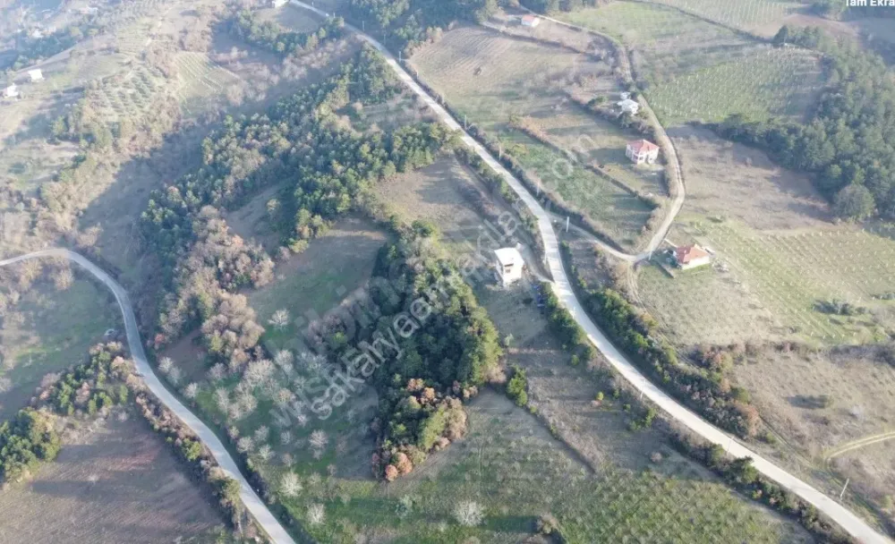 GEYVE CECELER KÖYÜNDE 2122 m² FUL MANZARALI, KONTEYNER VE TİNY HOUSE İÇİN İDEAL ARAZİ