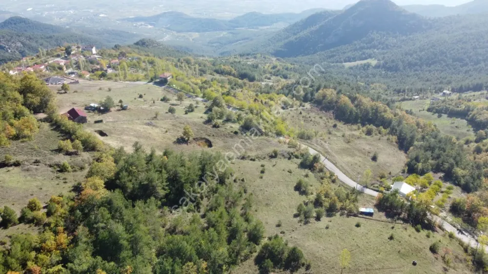 PAMUKOVA KADIKÖY MAH.8069 M2 FIRSAT ARAZİ