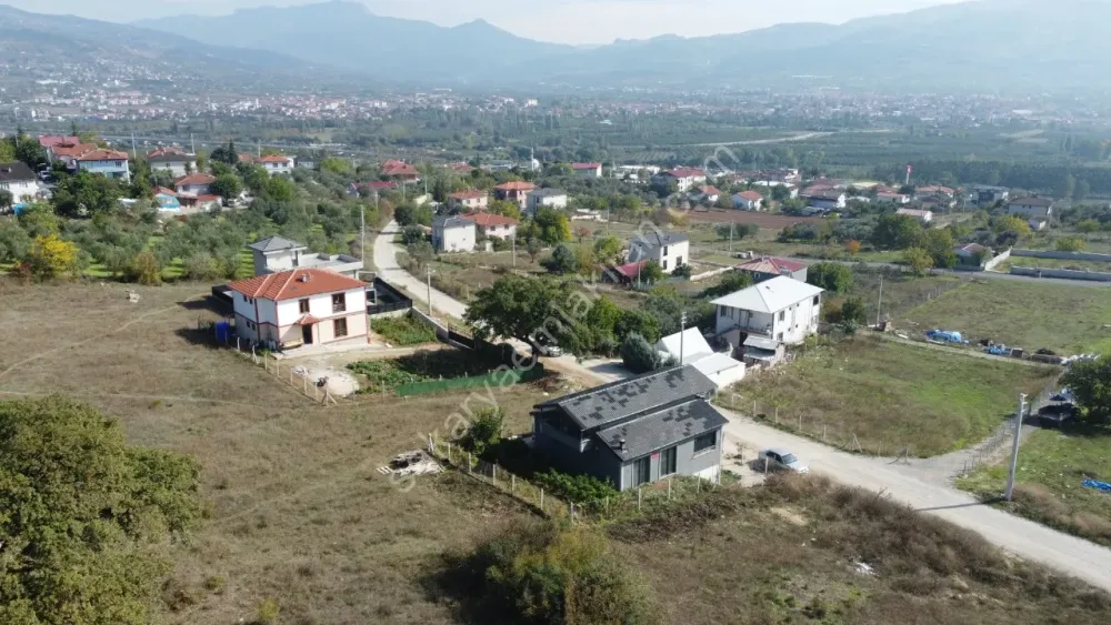 SAKARYA GEYVE DÜZAKÇAŞEHİR MAH.350 M2 KONUT İMARLI ARSA