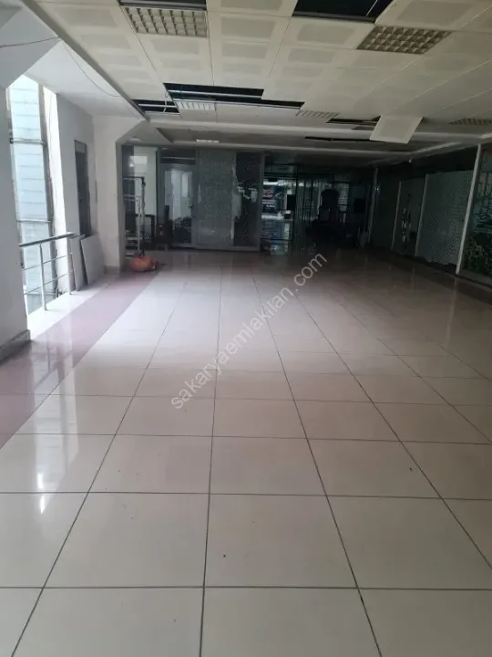 KATLIPAZAR YERİNDE SATILIK DÜKKAN