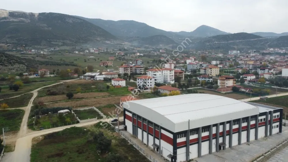 SAKARYA PAMUKOVA CUMHURİYET MAH.MÜKEMMEL KONUMDA 375 M2 İMARLI ARSA