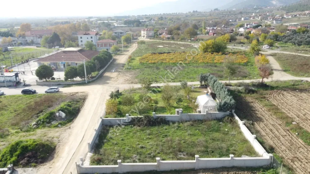 SAKARYA PAMUKOVA CUMHURİYET MAH.MÜKEMMEL KONUMDA 375 M2 İMARLI ARSA