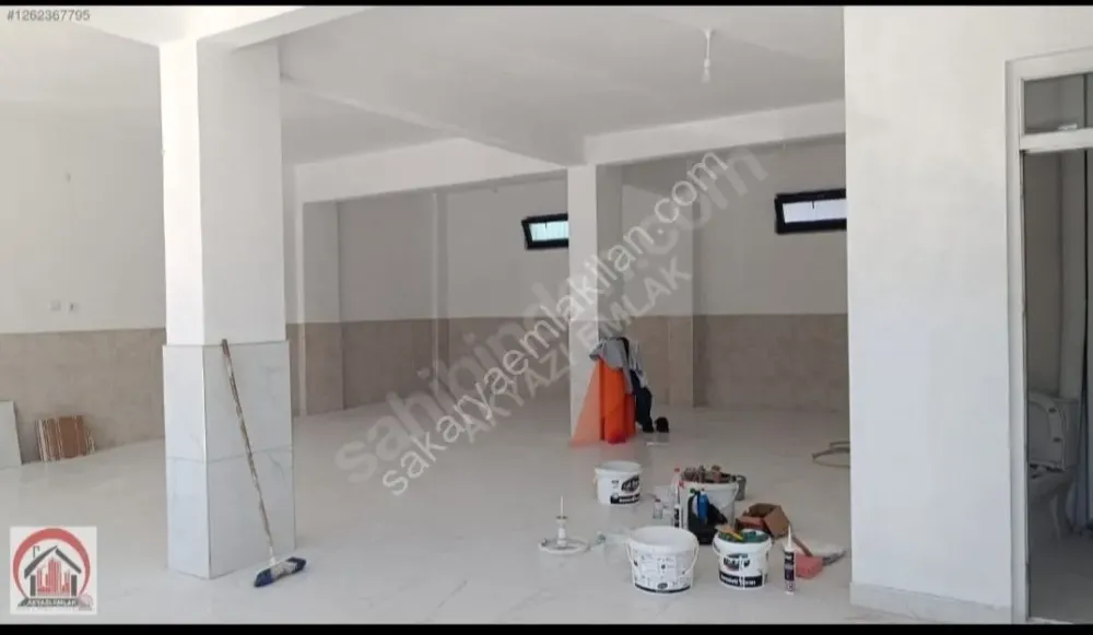 İŞLEK ve PRESTİJLİ LOKASYONDA TEKSTİL İMALATHANE ve OFİS KULLANIMI İÇİN UYGUN 90 M2 KİRALIK İŞ YERİ