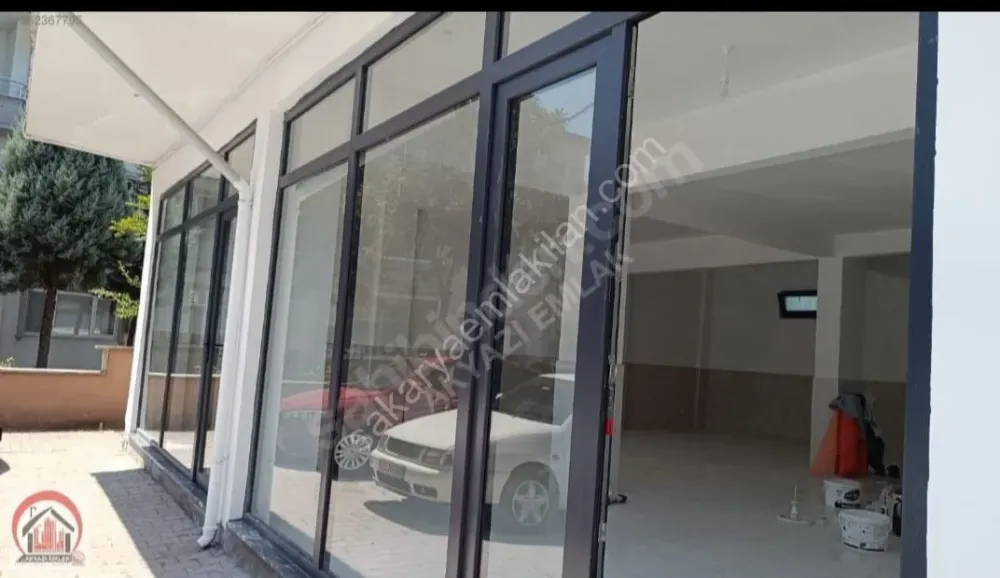 İŞLEK ve PRESTİJLİ LOKASYONDA TEKSTİL İMALATHANE ve OFİS KULLANIMI İÇİN UYGUN 90 M2 KİRALIK İŞ YERİ