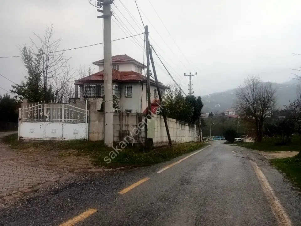 Akyazı satılık villa