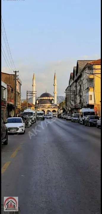 AKYAZI EMLAK'TAN ADA CADDESİ ÜZERİ YENİ CAMİDE SATILIK 3+1 DAİRE