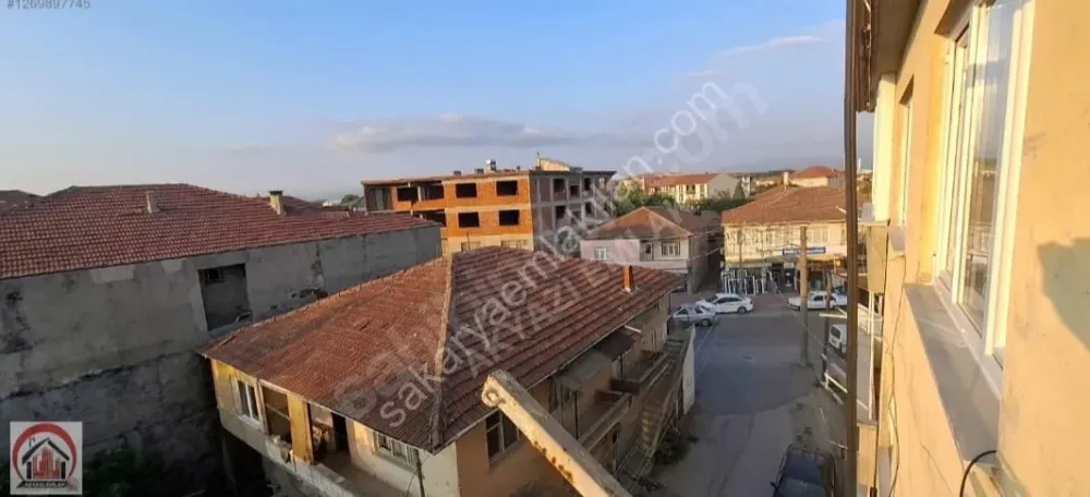 AKYAZI EMLAK'TAN ADA CADDESİ ÜZERİ YENİ CAMİDE SATILIK 3+1 DAİRE