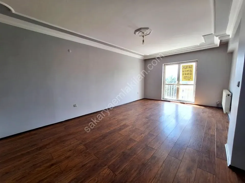 ADAPAZARI KARAMAN MAHALLESİNDE SATILIK 3+1 DAİRE