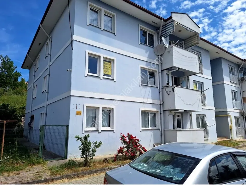 ADAPAZARI KARAMAN MAHALLESİNDE SATILIK 3+1 DAİRE