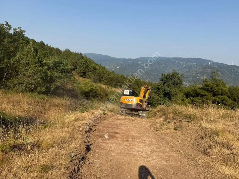 GEYVE KÖPRÜBAŞI MAHALLESİNDE 1845 m² MANZARALI TİNY HOUSE VE BUNGALOW İÇİN İDEAL YATIRIMLIK ARAZİ