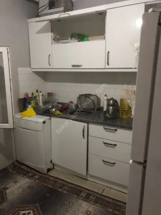 AYDIN EMLAK'TAN SATILIK BİNA 3 KATLI / 3 DAİRELİ KONURALP MAH./AKYAZI