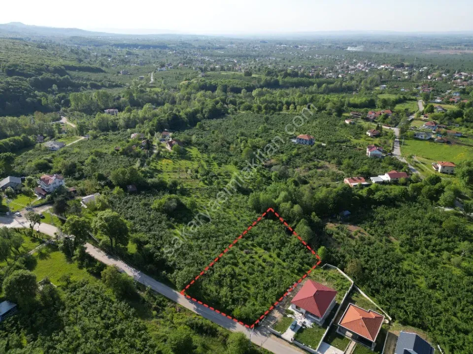 AYDIN EMLAK'TAN SATILIK İMARLI 1.296 m2 ARSA BIÇKIDERE / AKYAZI