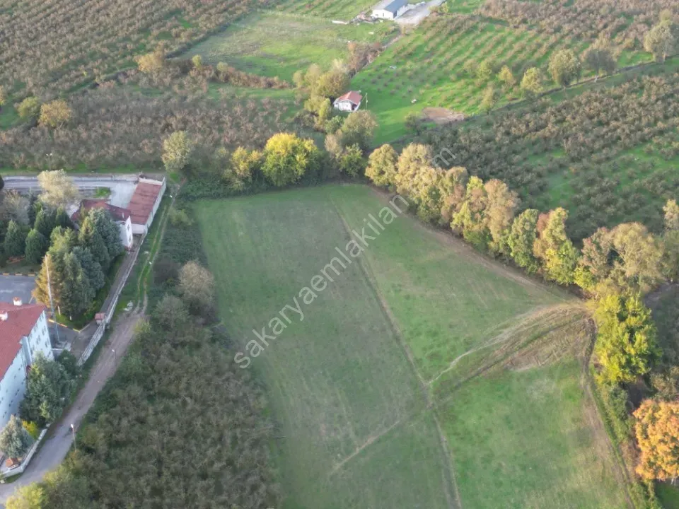 AYDIN EMLAK'TAN SATILIK İMARLI ARSA 302.14 m2  KARAPÜRÇEK / AKYAZI