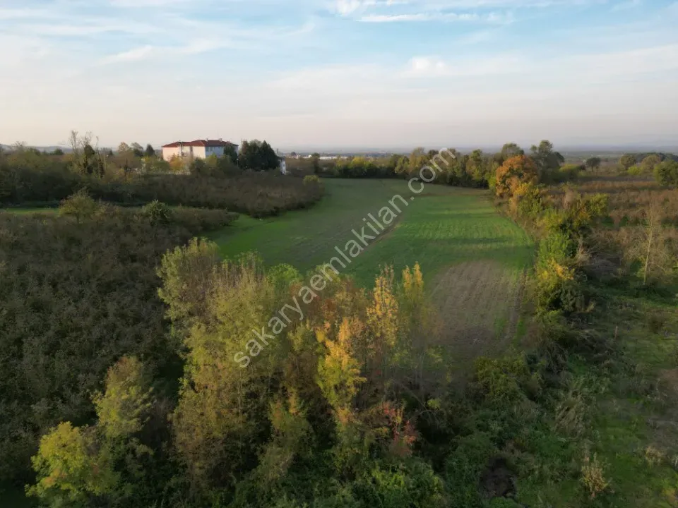 AYDIN EMLAK'TAN SATILIK İMARLI ARSA 302.14 m2  KARAPÜRÇEK / AKYAZI