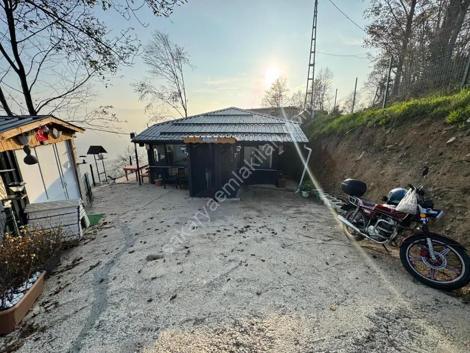 MERKEZ YENİKÖY'DE SATILIK MÜSTAKİL EV