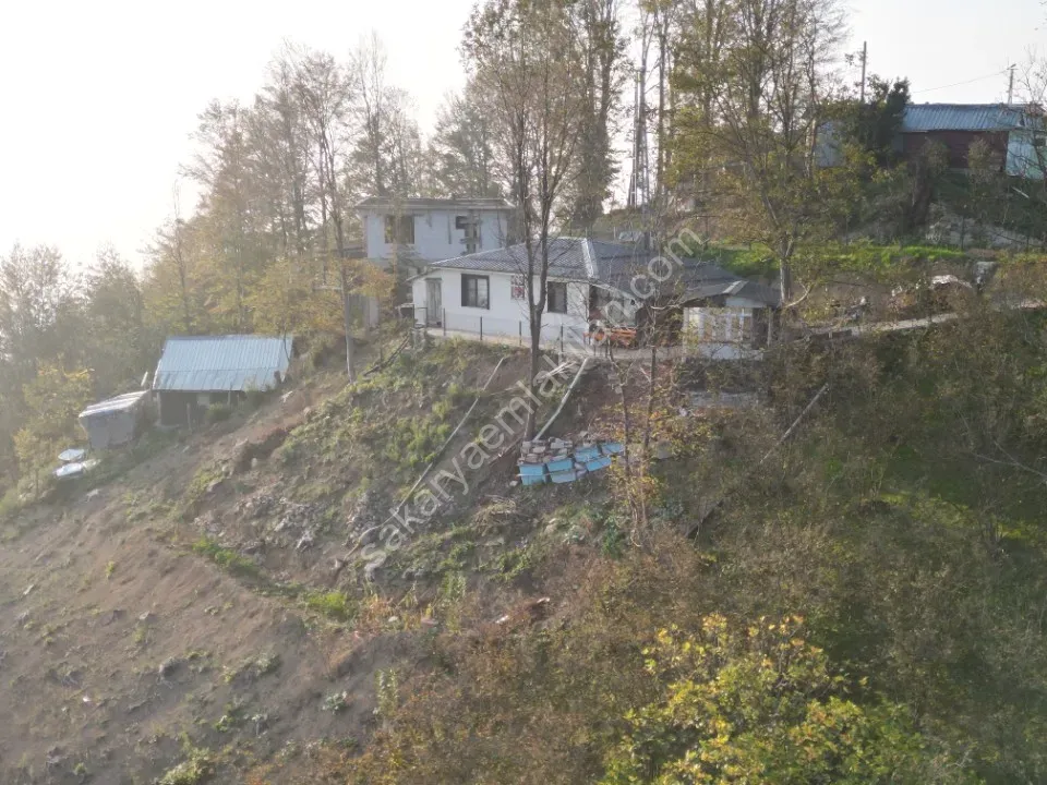 MERKEZ YENİKÖY'DE SATILIK MÜSTAKİL EV