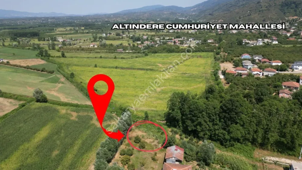 SATILIK %60 KONUT İMARLI KÖŞE PARSEL 689 m2 CUMHURİYET / ALTINDERE