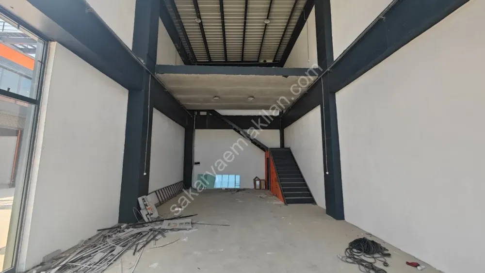 AKYAZI YENİ SANAYİ MERKEZİ SATILIK DÜKKAN BAHÇELİ