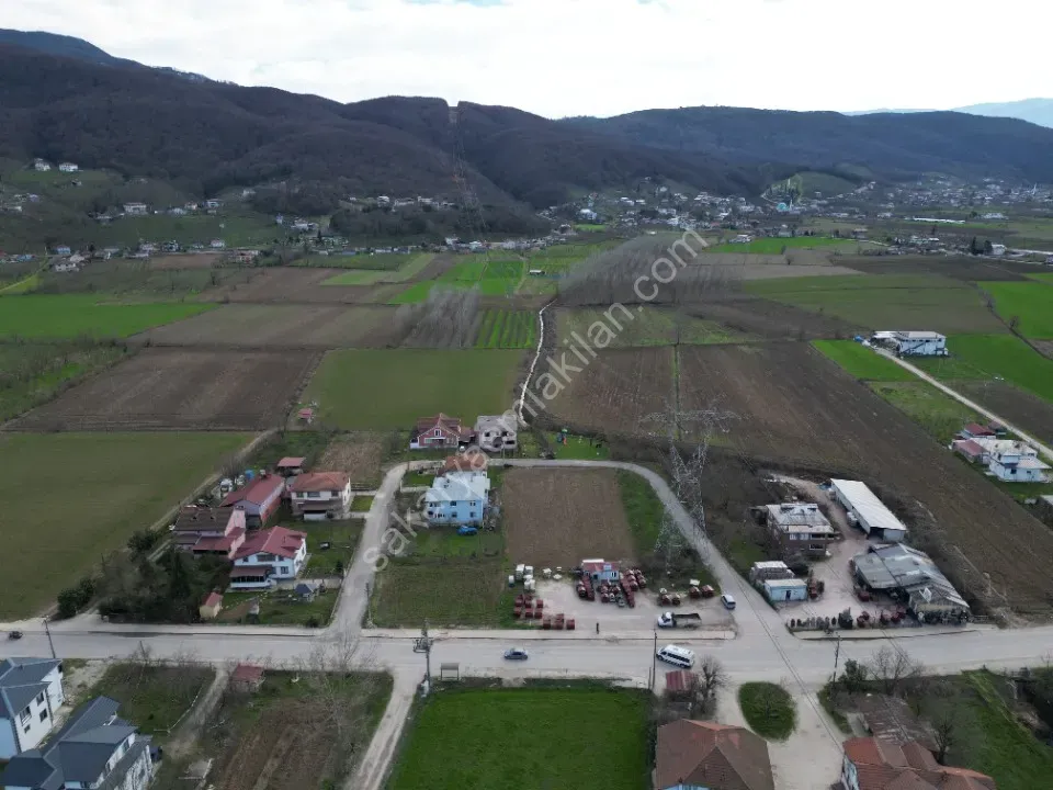 875 m2 İMARLI ARSA SATILIK ALTINDERE YOLU ÜZERİ / HARUNUSTA