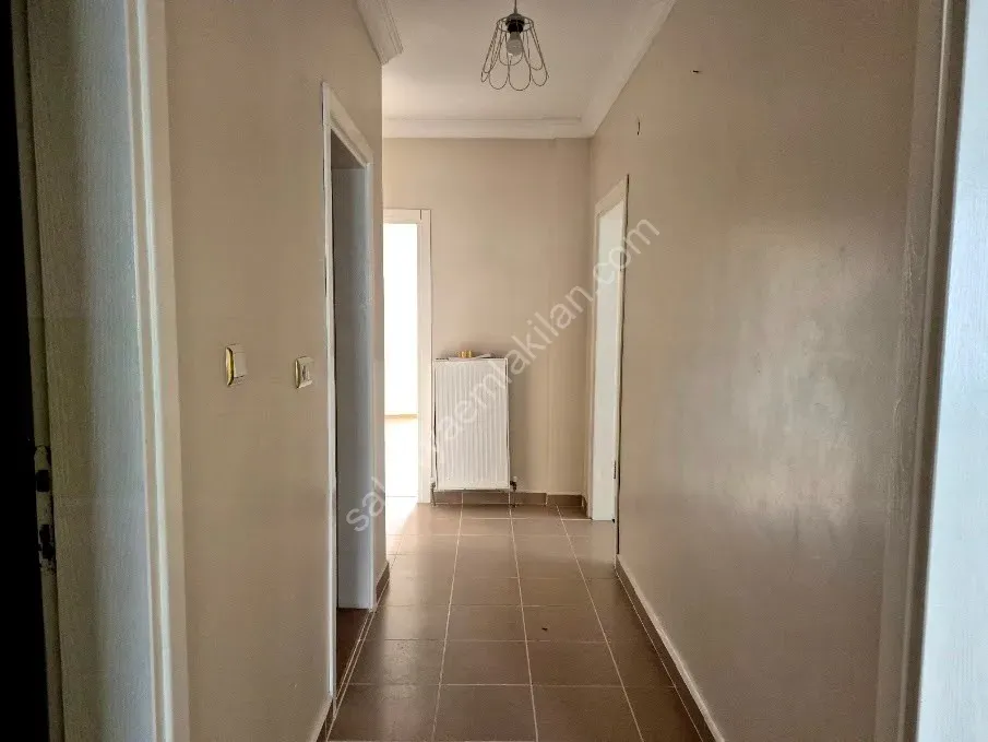 ADAPAZARI CAMİLİ MAHALLESİNDE KİRALIK 3+1 DAİRE